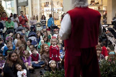 Storytime with Santa Claus (1)