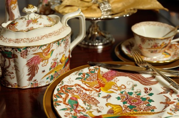 Use dinnerware patterns in fall colors to create a beautiful Thanksgiving table